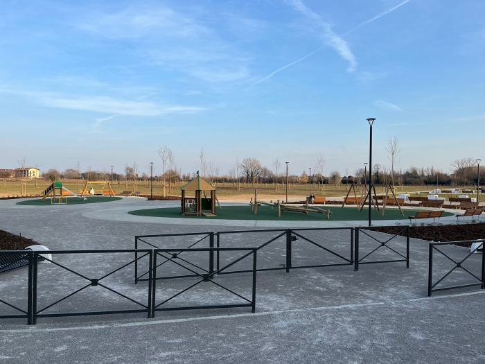 access to the playground area from the San Donato hospital